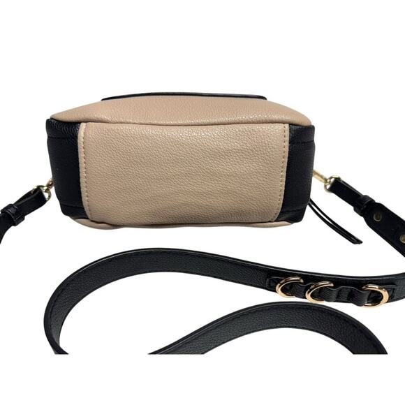 Urban Expressions Audrey Crossbody Bag Two Tone Bag Zip Closure Adjustable Strap - Picture 2 of 16